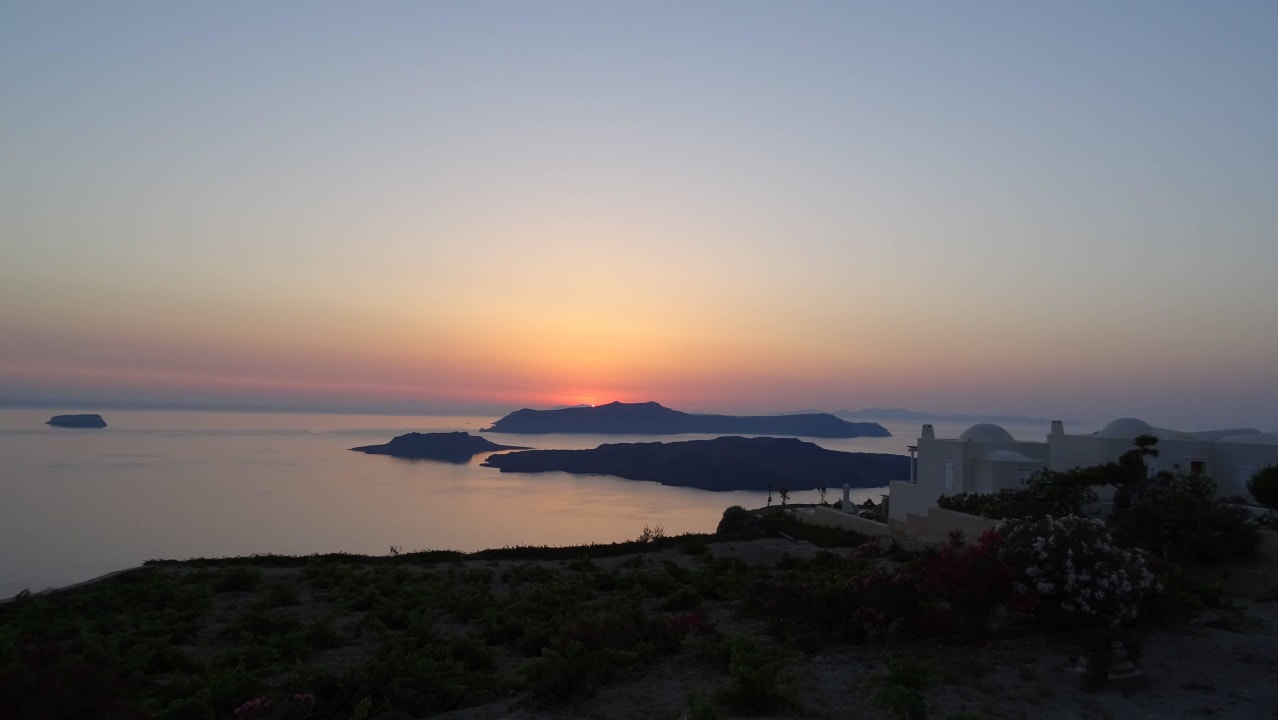 Sonnenuntergang Aegagros Caldera Houses