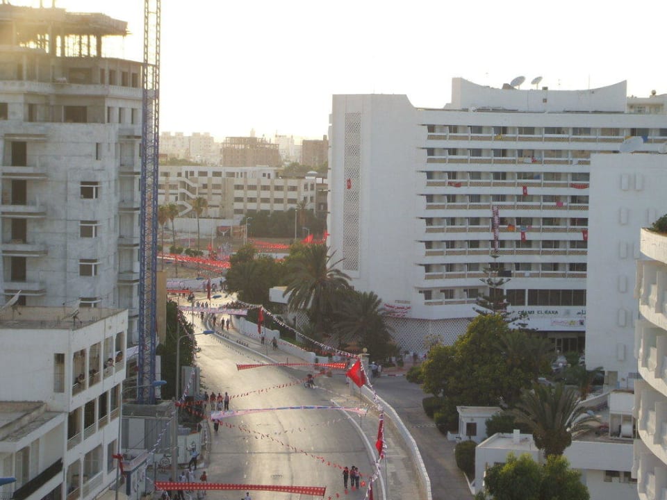 Strasse Hotel El Hana Beach