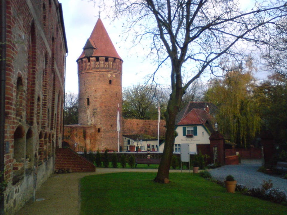 Garten Ringhotel Schloss Tangermünde