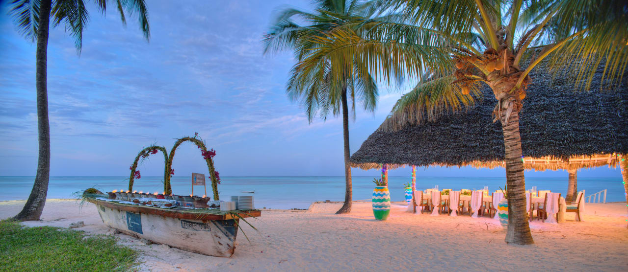 Gastro Bluebay Beach Resort & Spa