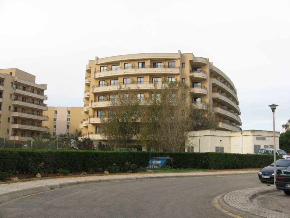 Haus 3 vom Parkplatz allsun App.-Hotel Orient Beach