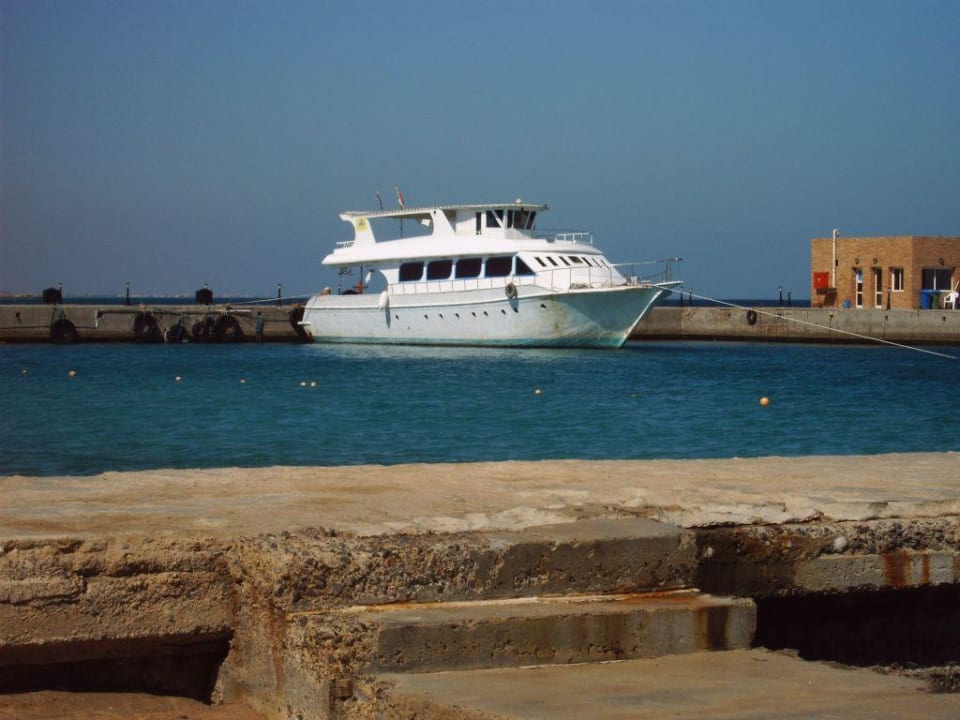 Kaianlage des Hotel Palm Beach Resort