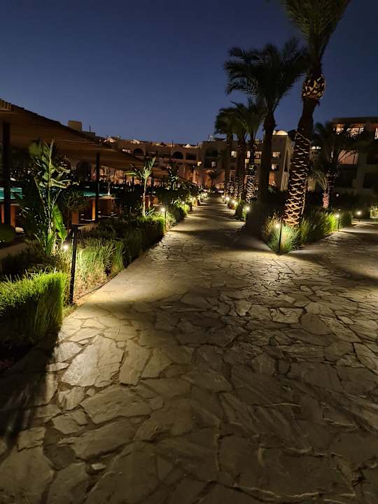 Pool Serry Beach Resort