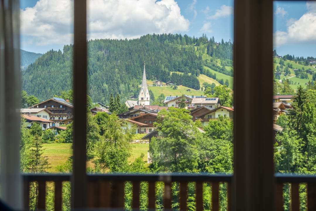 Ausblick Apartment & Chalet Dorf Wagrain Alpenleben by AlpenTravel
