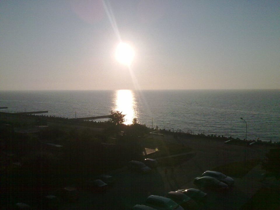 Sonnenuntergang Marine Hotel by Zdrojowa