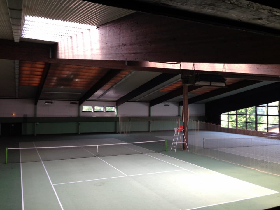 Tennishalle DORMERO Hotel Bonn - Windhagen