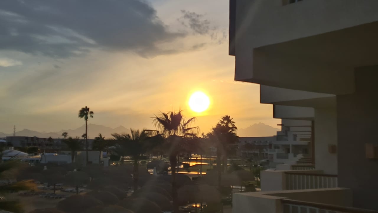 Ausblick SUNRISE Crystal Bay Resort