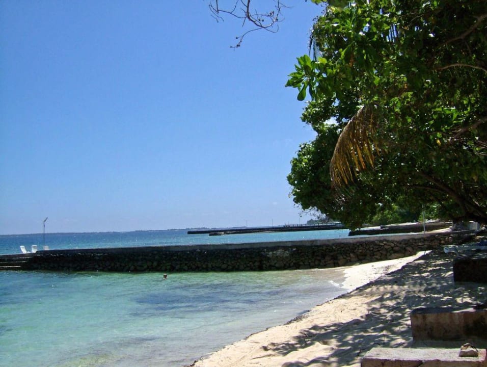 Strand Equator Village Resort