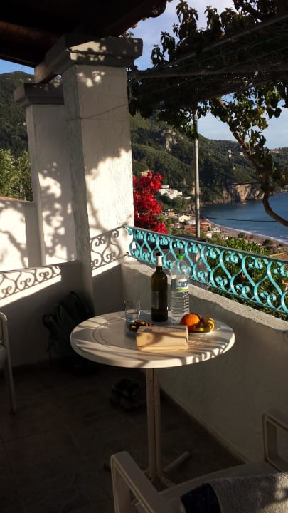 Schön gemütlich auf dem Balkon, Zimmer Nr. 14 Studios & Appartements Belvedere