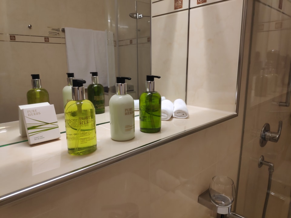 Zimmer Hotel Lenzerhorn – Alpine Stay, Spa & Savour