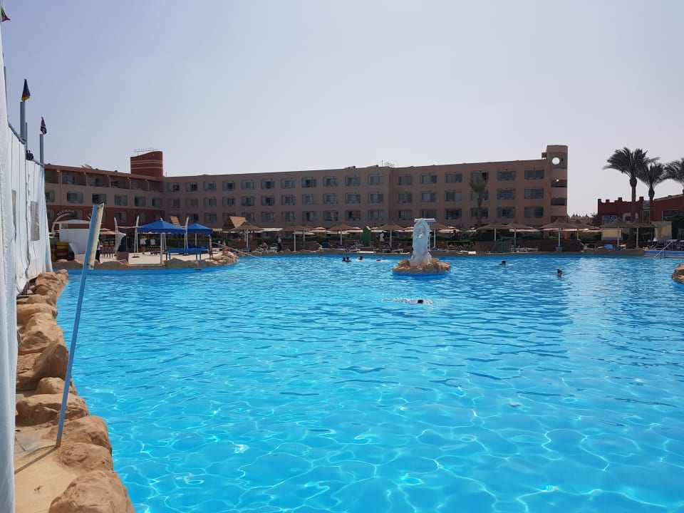 Pool Titanic Resort & Aqua Park
