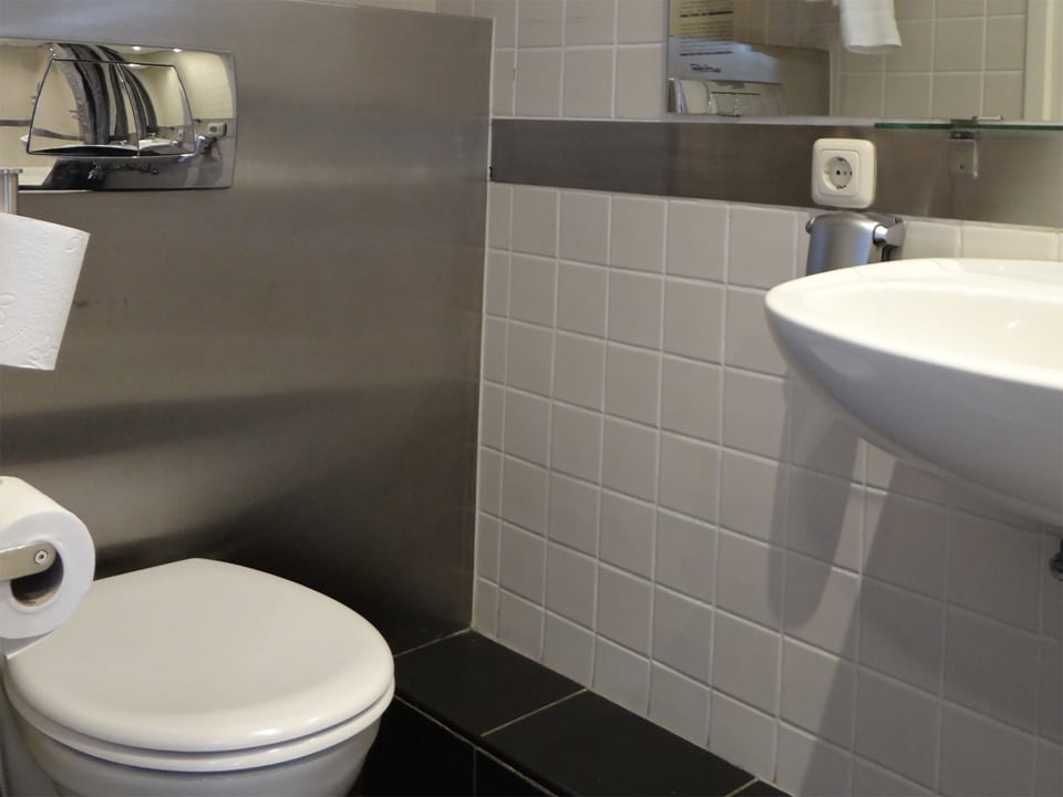 Zimmer Tulip Inn Heerlen City Centre