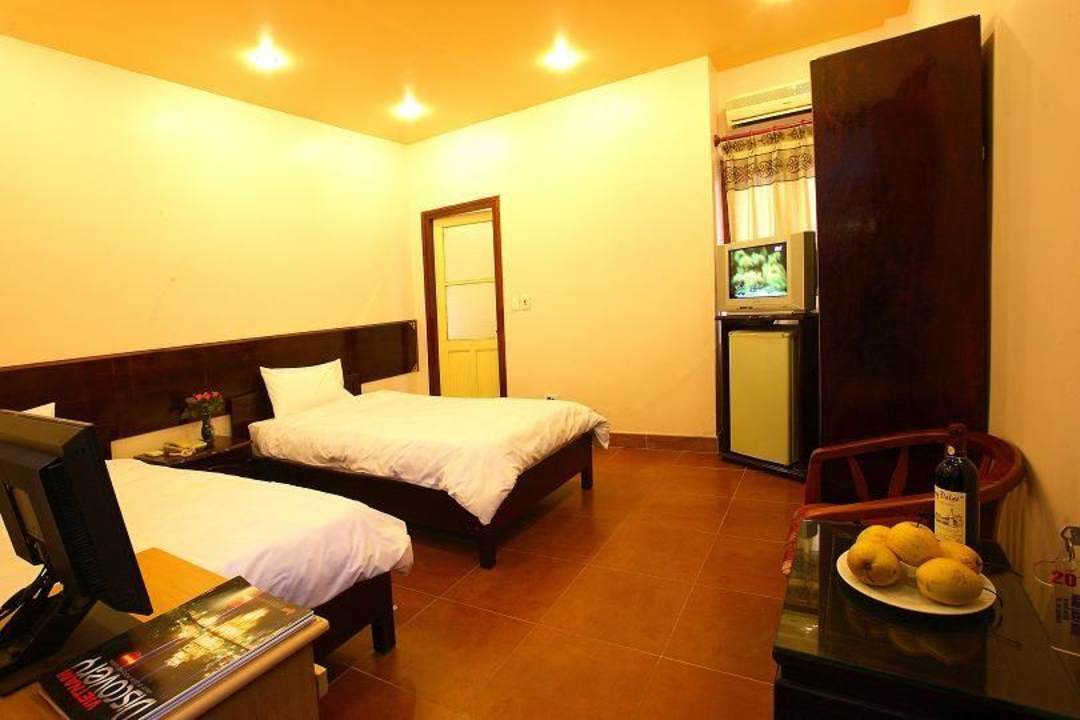 Room Hotel Hanoi Lucky III