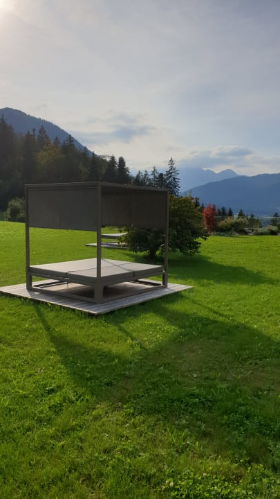 Gartenanlage Alm- & Wellnesshotel Alpenhof