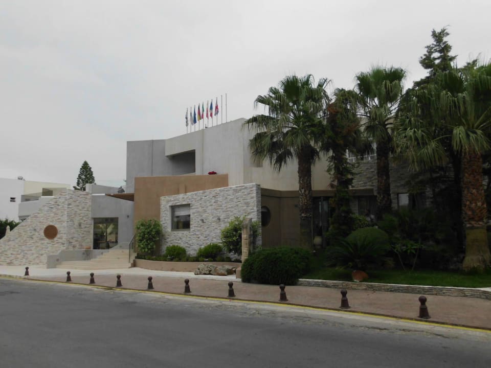 Eingang zum Hotel Nefeli Hotel Rethymno
