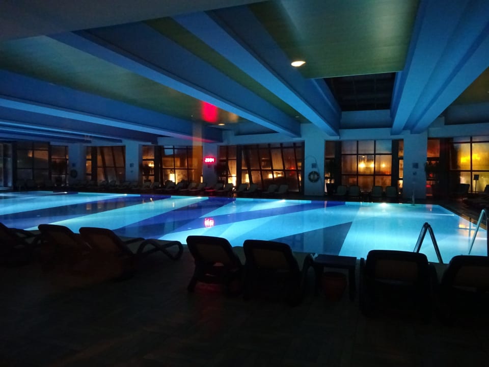 Hallenbad Limak Lara Deluxe Hotel & Resort