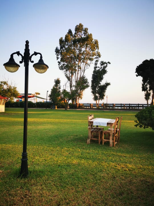 Gastro Starlight Resort Hotel