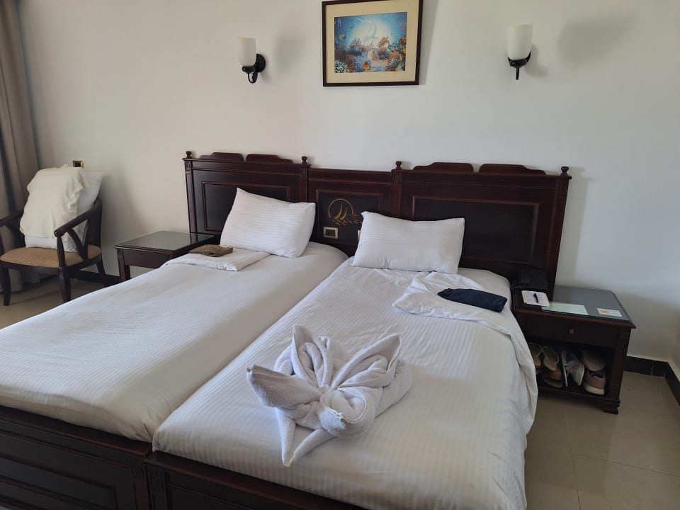 Zimmer Three Corners Happy Life Beach Resort