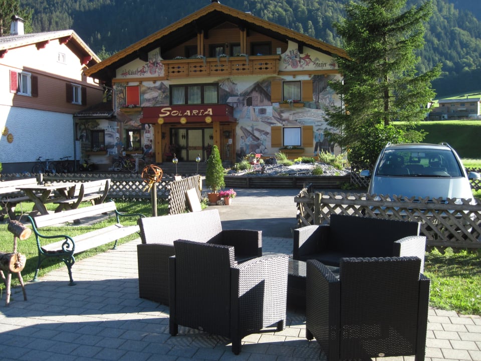 Blick von der Gartenlaube Pension & Ferienwohnung Solaria