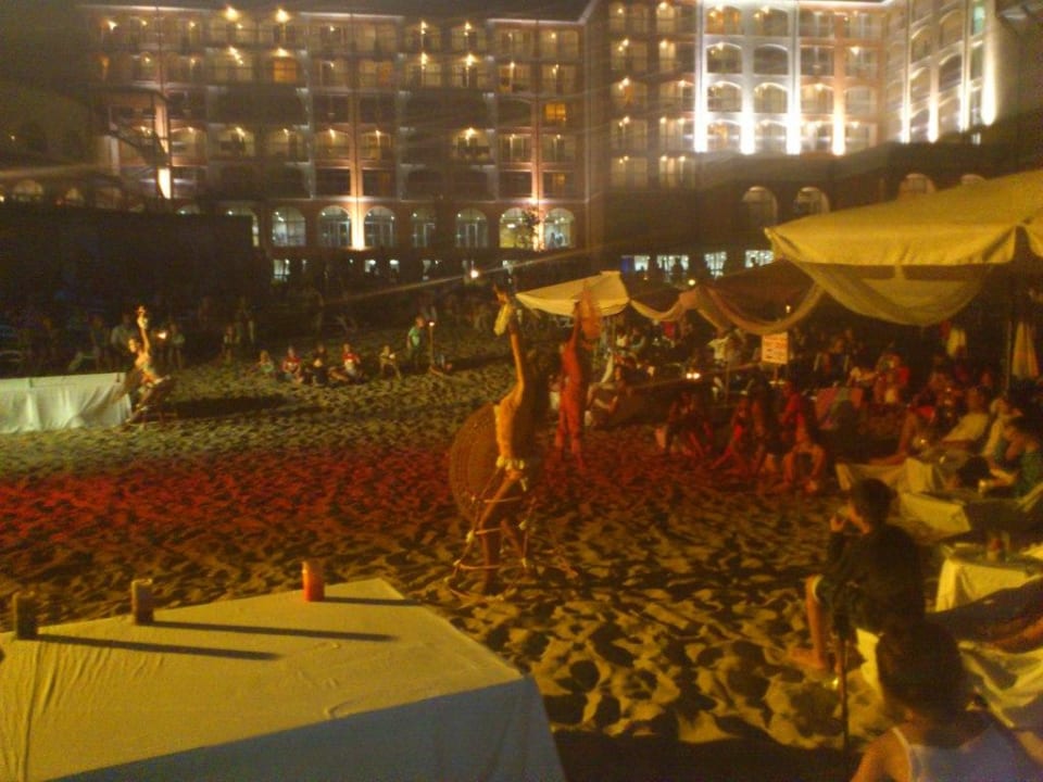 Beachparty Sol Luna Bay