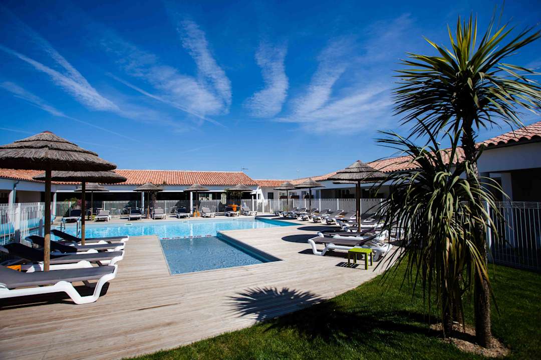 Pool Hôtel de Ré (The Originals Access)