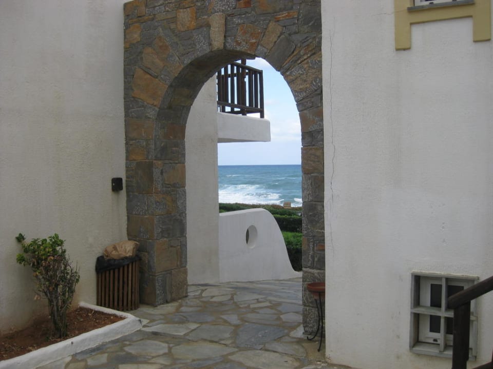 Blick aufs Meer Alexander Beach Hotel & Village Resort