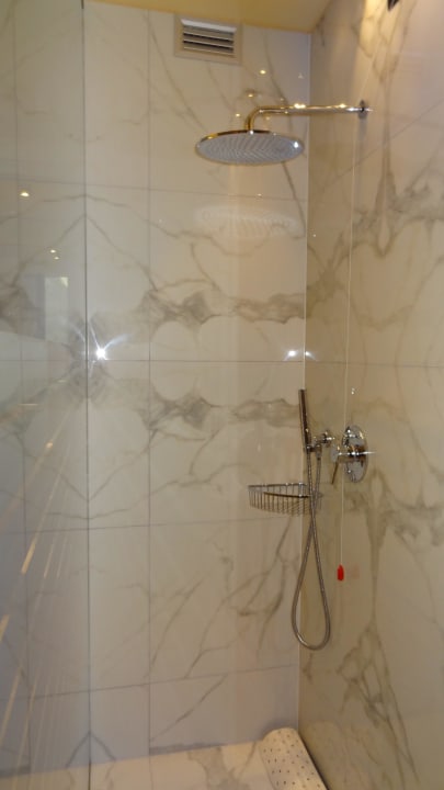 Dusche Garda Suite Hotel - Tonelli Hotels