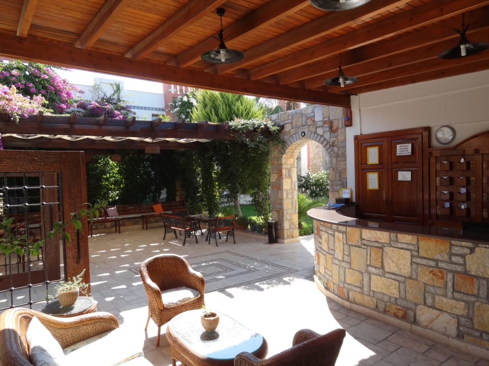 Recepcja Kriss Hotel Kriss