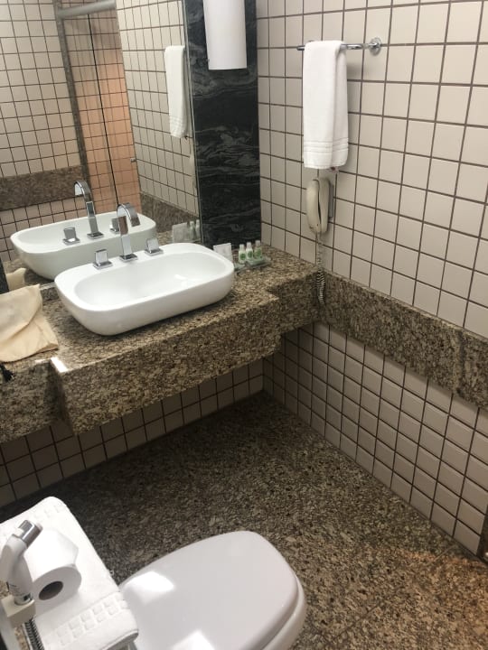 Zimmer Grand Mercure Brasilia Eixo