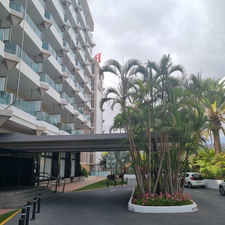 Außenansicht Bull Escorial & Spa