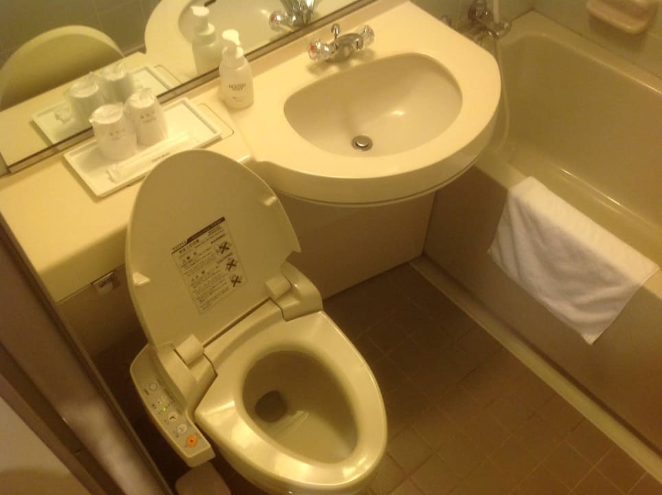 Japanese toilet Hotel Premium Green Hills