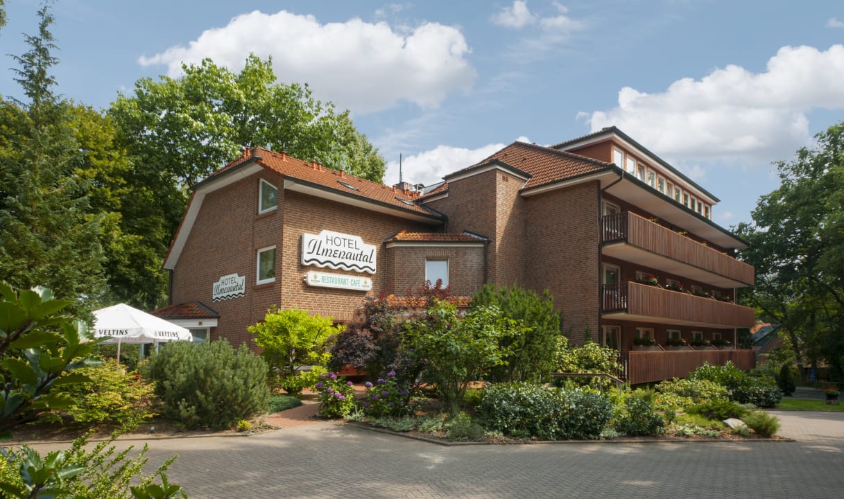 Außenansicht Hotel Ilmenautal