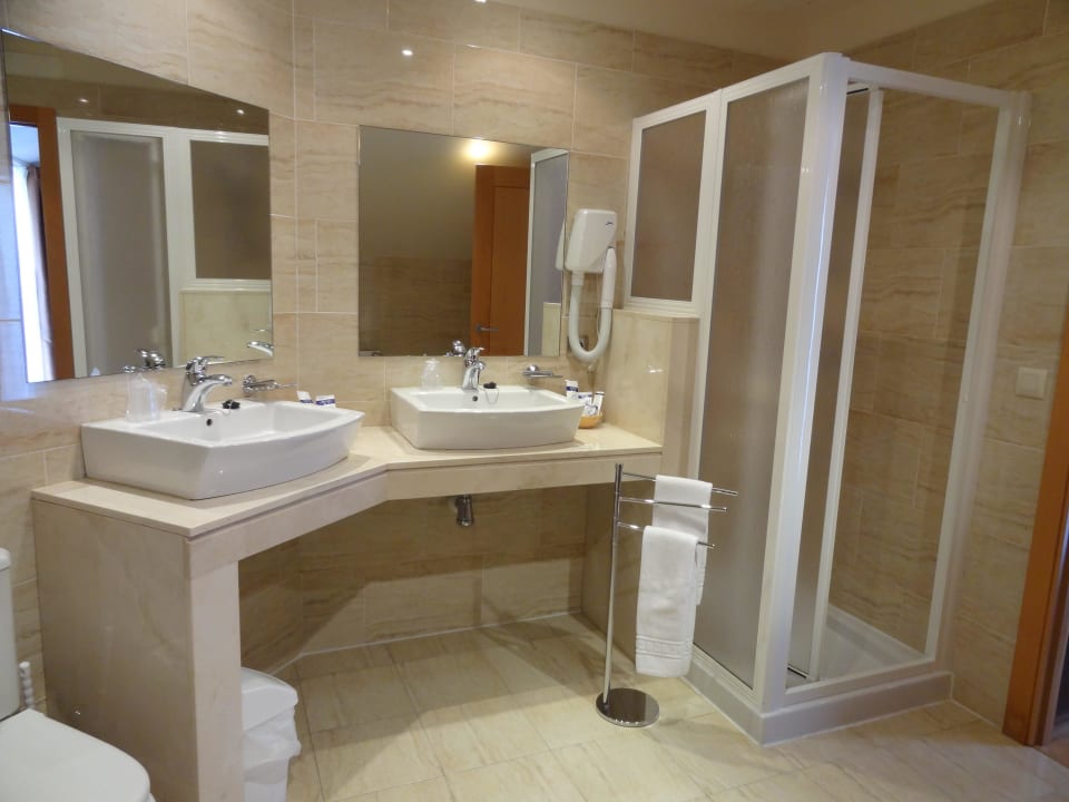 Badezimmer Junior Suite Playa Langosteira