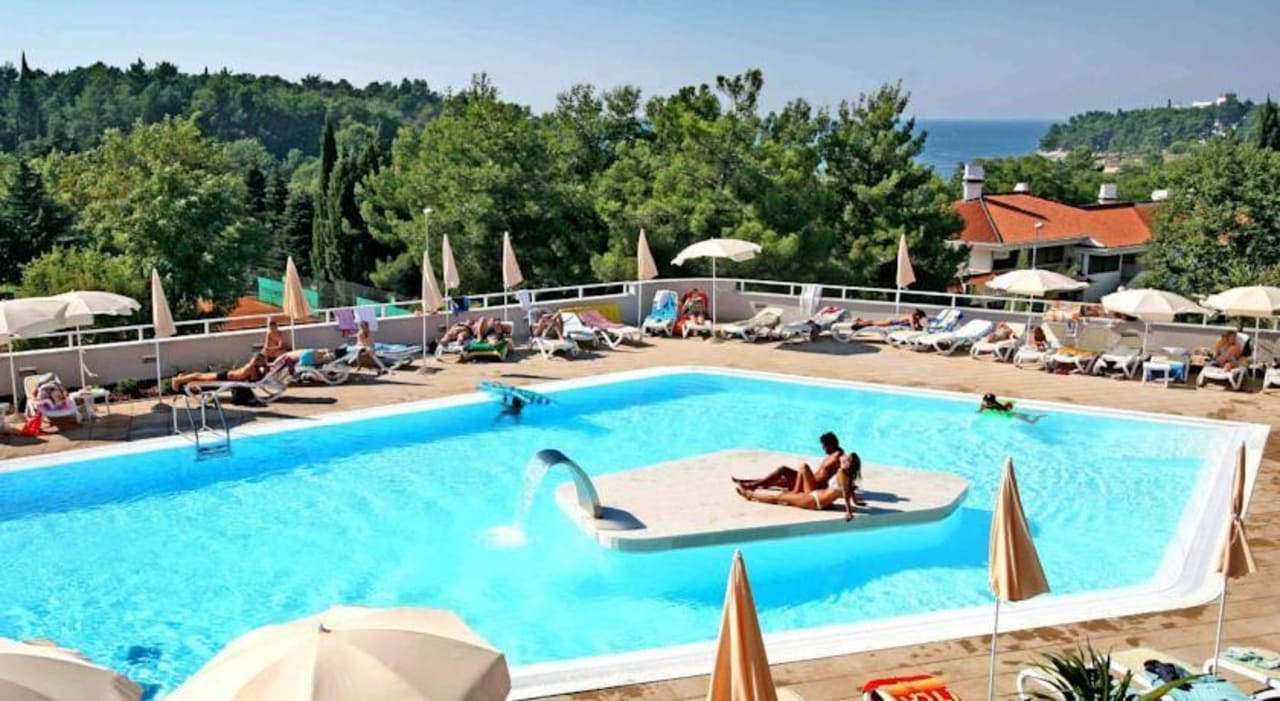Schwimmerpool Hotel Albatros Plava Laguna