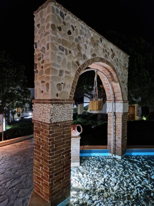 Gartenanlage Neptune Luxury Resort