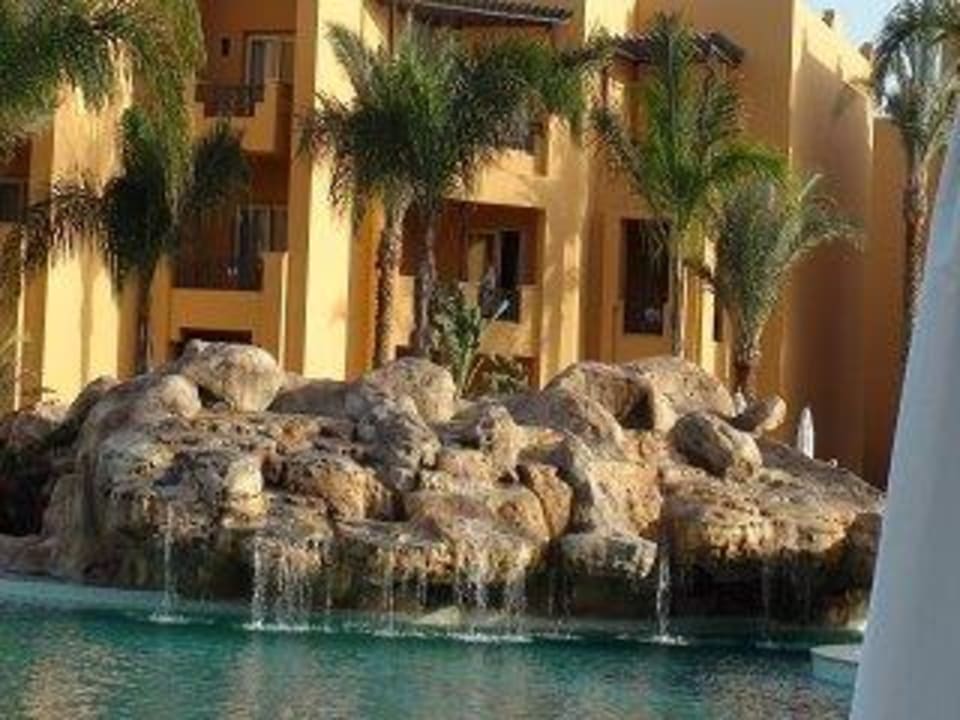 Die Grotte in einem der Poole Stella Beach Resort & Spa Makadi Bay