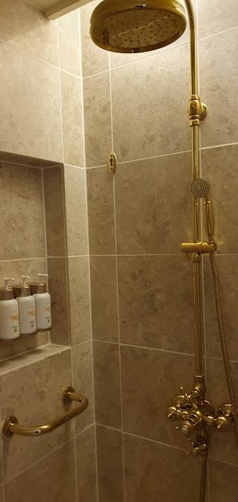 Zimmer Shangri-La Al Husn Resort & Spa