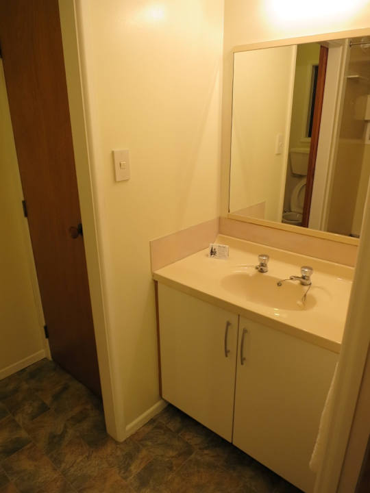 Zimmer Motel Cypress Court