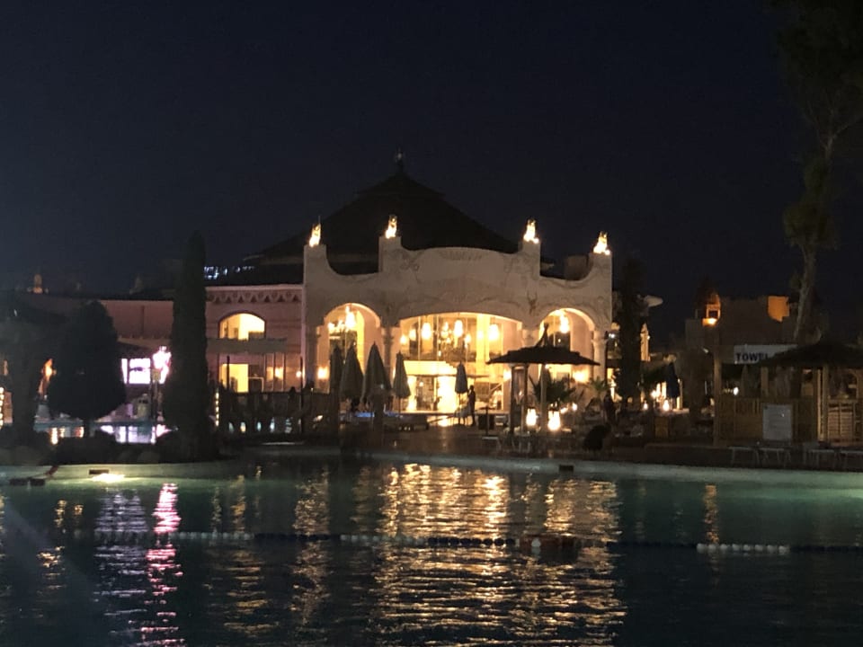 Außenansicht Pickalbatros Jungle Aqua Park Resort - Neverland Hurghada