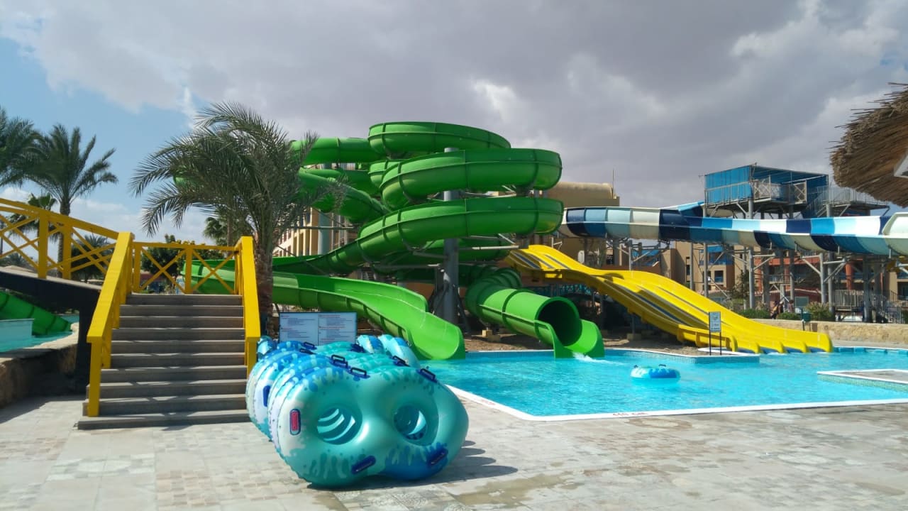 Pool Titanic Beach Spa & Aqua Park