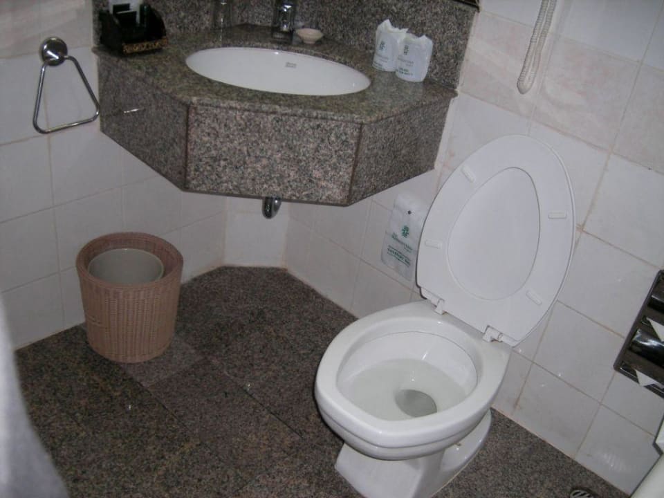 Bagno/ Bathroom Hotel The Manhattan Bangkok