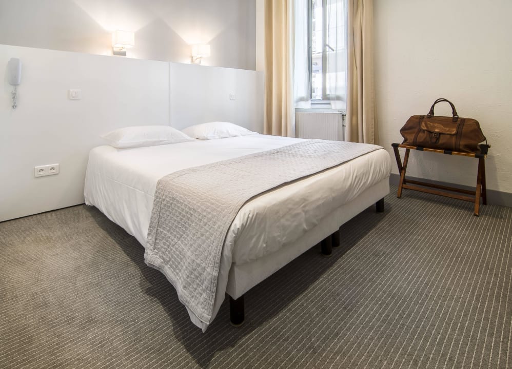 Chambre double standard Hotel P.L.M.