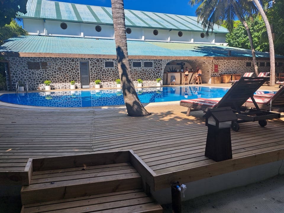 Pool NH Collection Maldives Reethi Resort