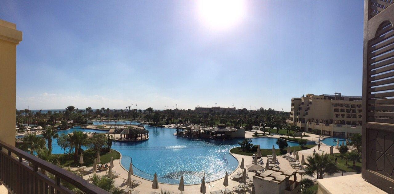 Toller Ausblick mit Meer und Poolblick Steigenberger ALDAU Beach Hotel