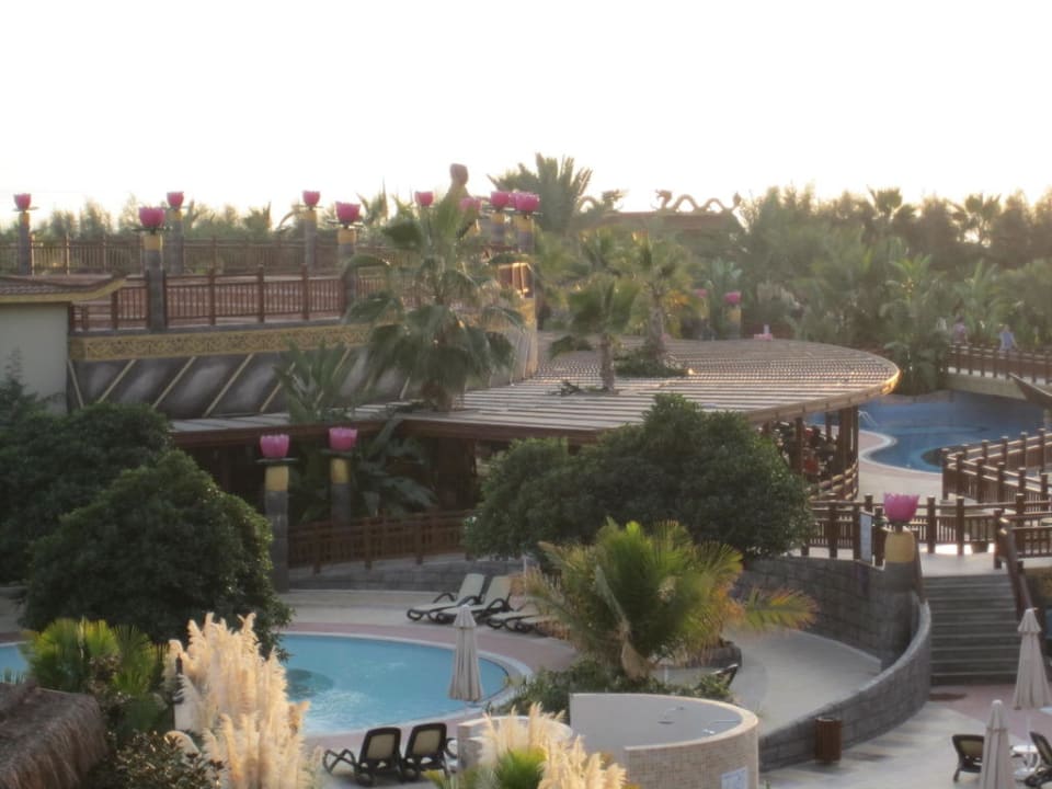 Poollandschaft Hotel Royal Dragon