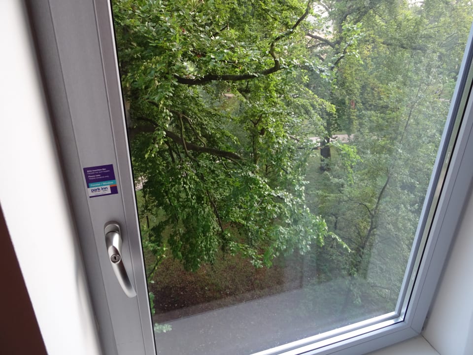 Zimmer Park Inn by Radisson Frankfurt Airport