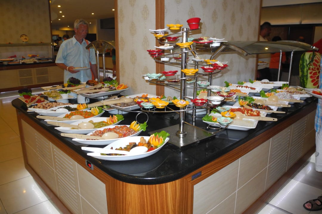 Buffet Annabella Diamond Hotel & Spa