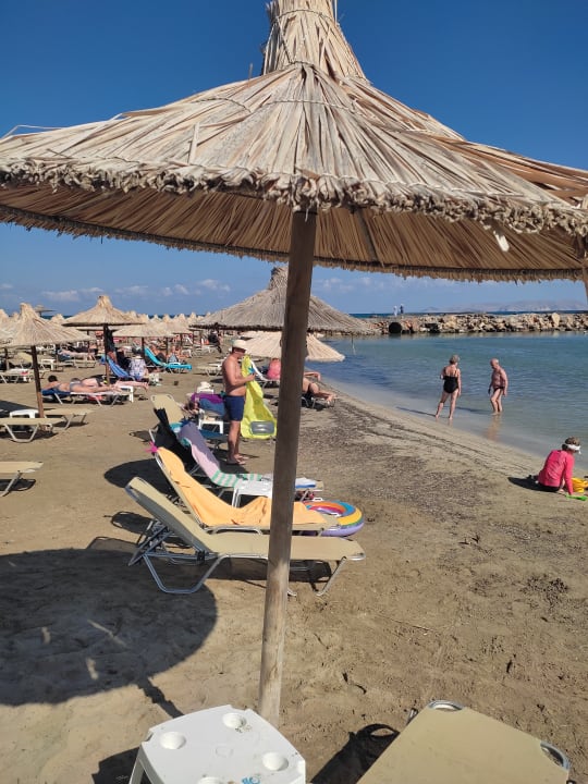 Strand Hotel Aphrodite Beach Club