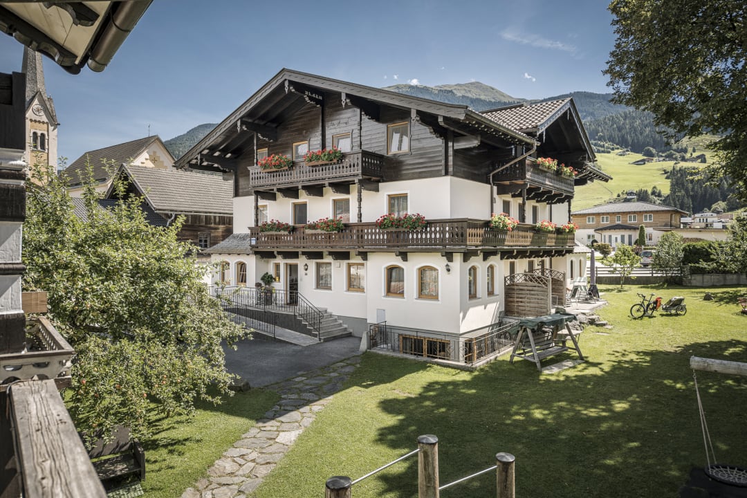 Außenansicht Kinderbauernhof Scharrerhof