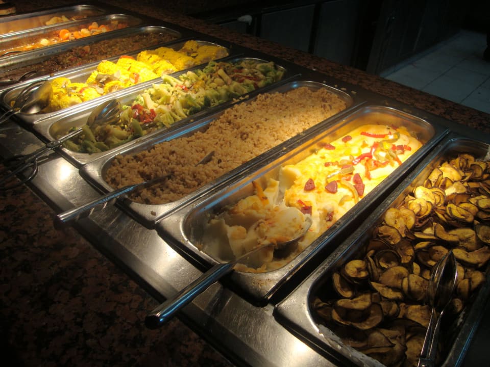Abendessen im Hauptrestaurant Royalton Hicacos Resort & Spa - Adults only